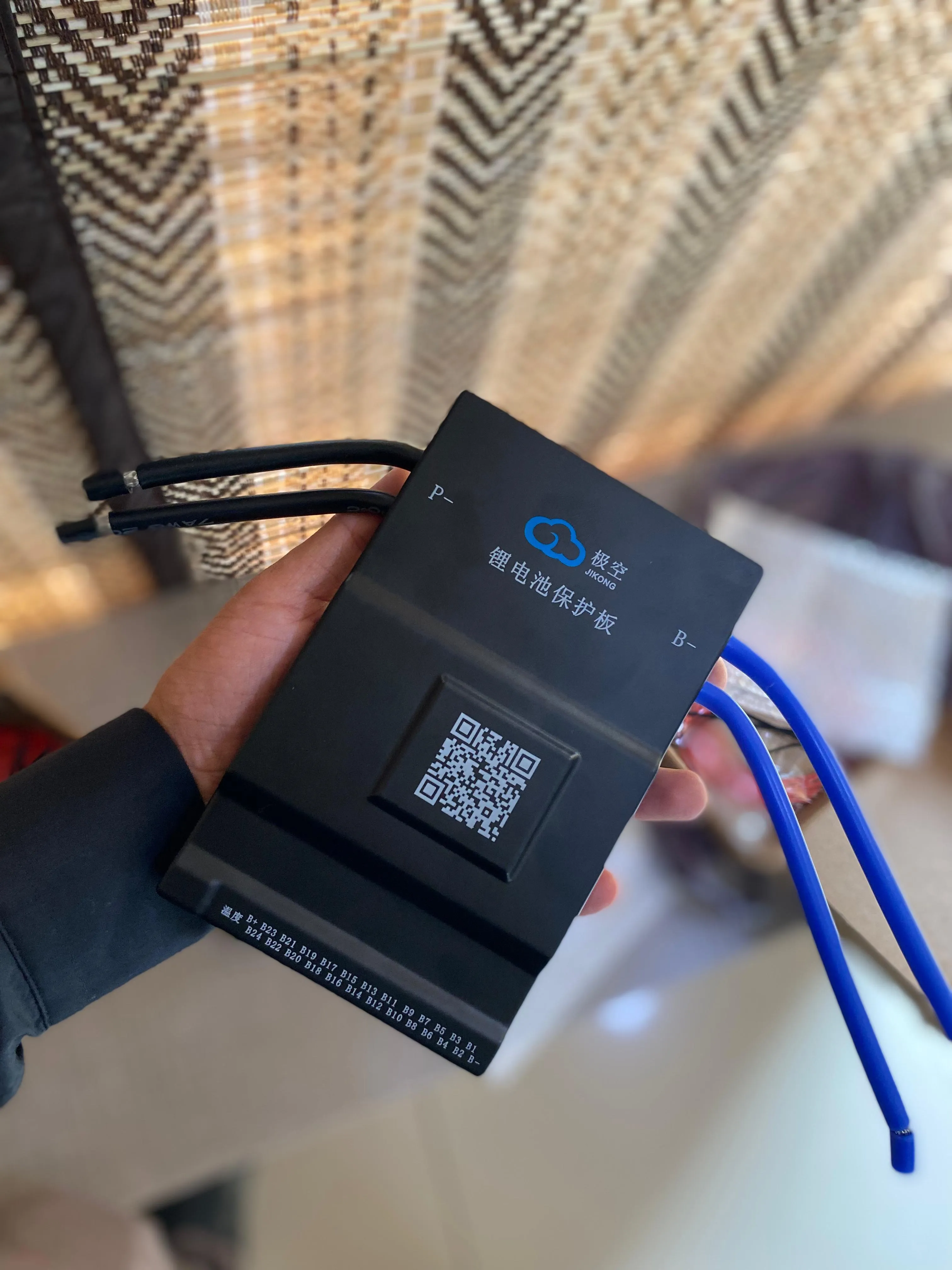 JK-B2A20S20P Smart Active Balance BMS 200A | 2A Active Balancer | 8S–20S | Bluetooth & LCD Display | LiFePO4 Li-ion LTO Batte