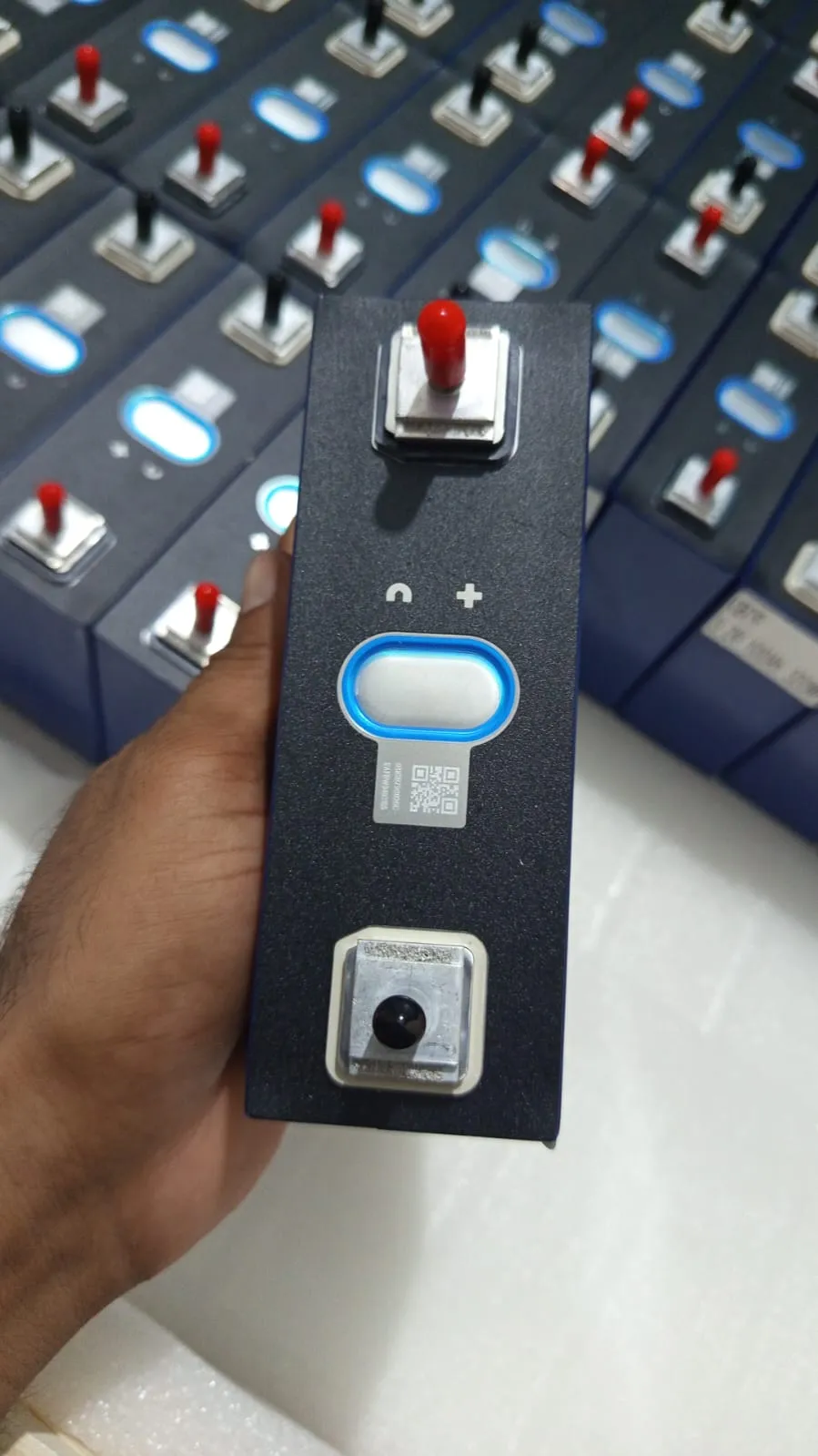 REPT 3.2V 104Ah A-Grade LiFePO4 Cell | 6000 Cycles | 0.28mΩ IR | 3C Continuous Discharge - View 2