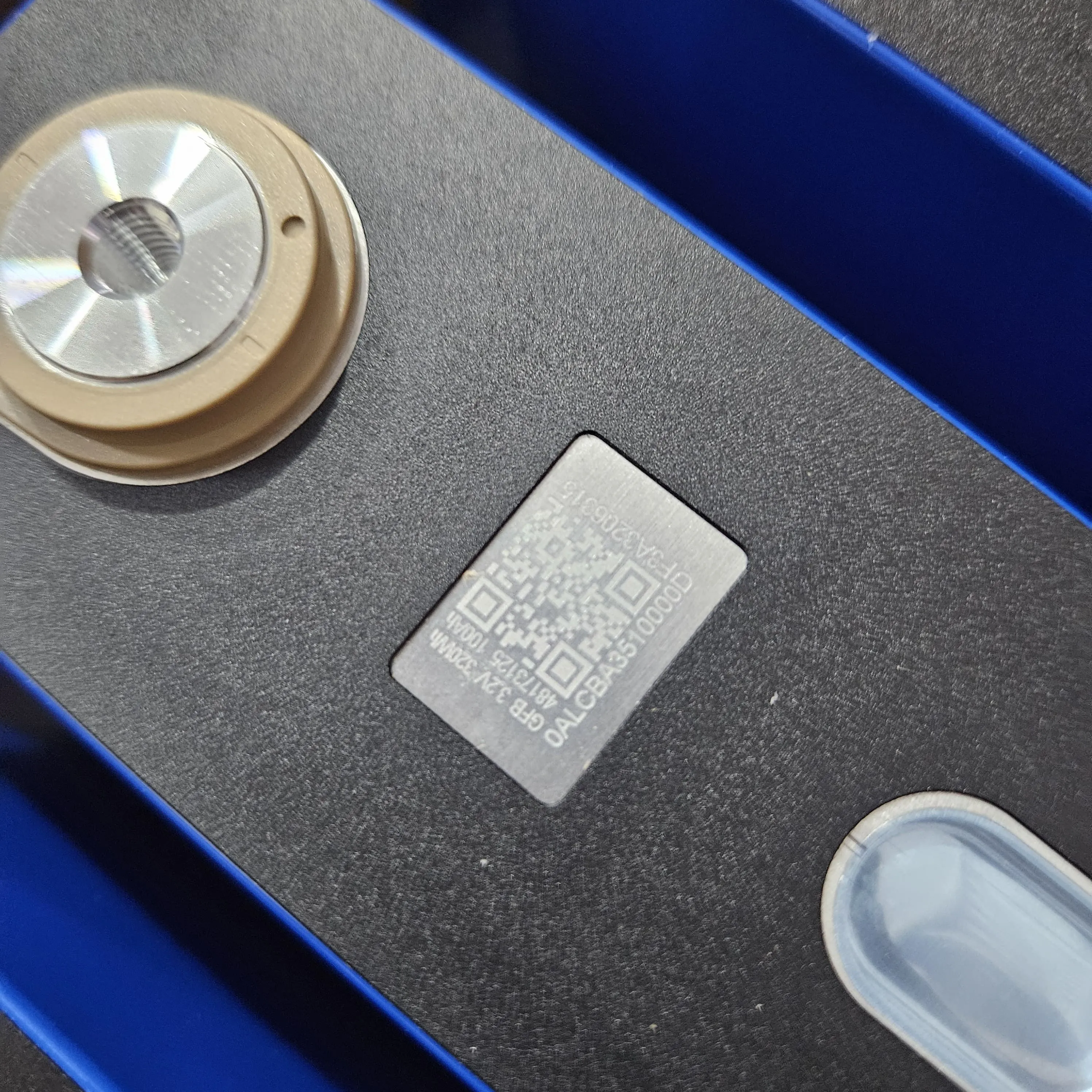 Ganfeng 3.2V 100Ah A-Grade LiFePO4 Cell | 6000 Cycles | 0.28mΩ IR | Prismatic Lithium Battery Cell - View 3
