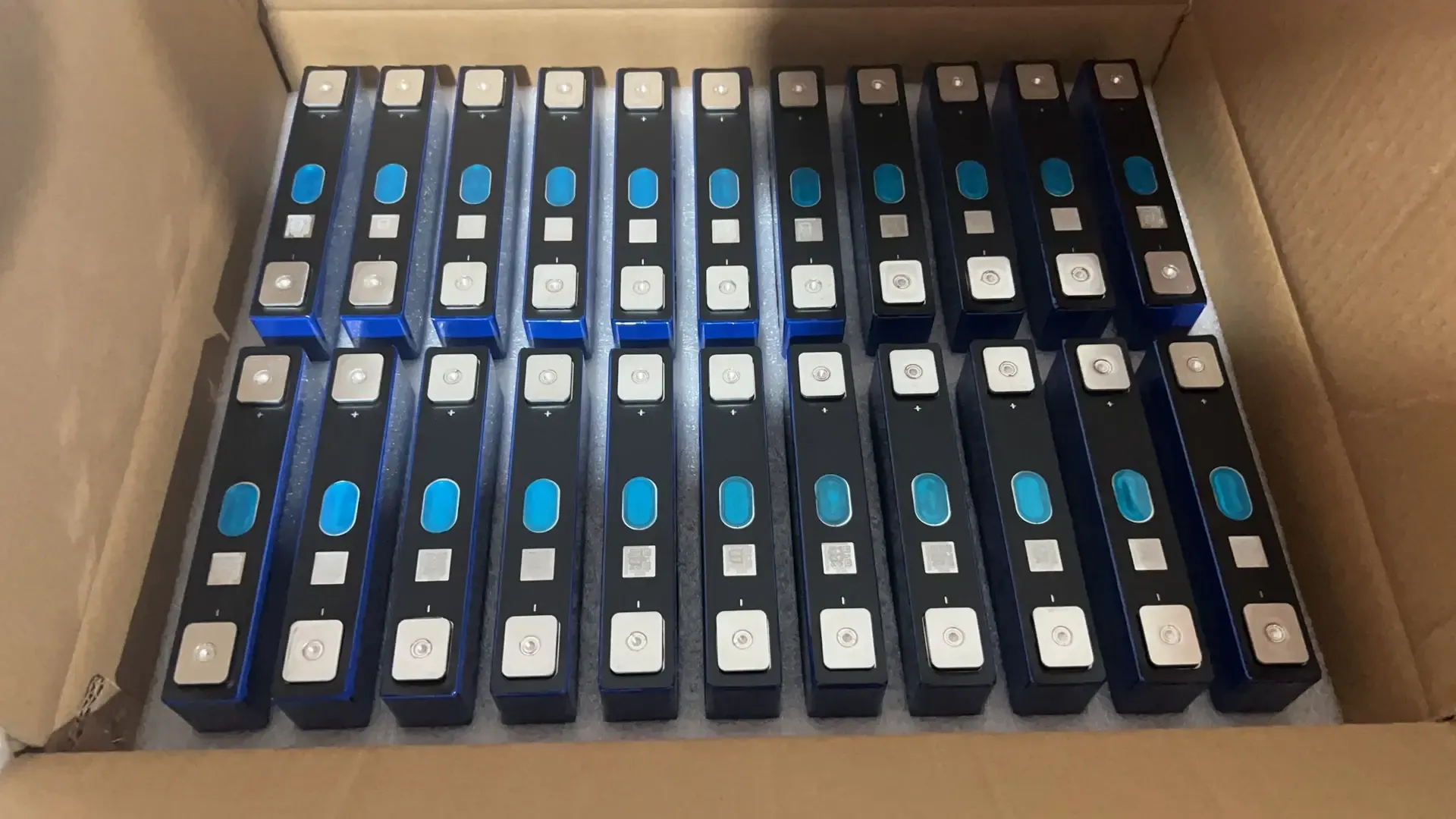 EV LF50F 3.2V 50Ah A-Grade LiFePO4 Battery Cell | 4000+ Cycles | ≤0.7mΩ IR | 1C Discharge | Prismatic Cell - View 5