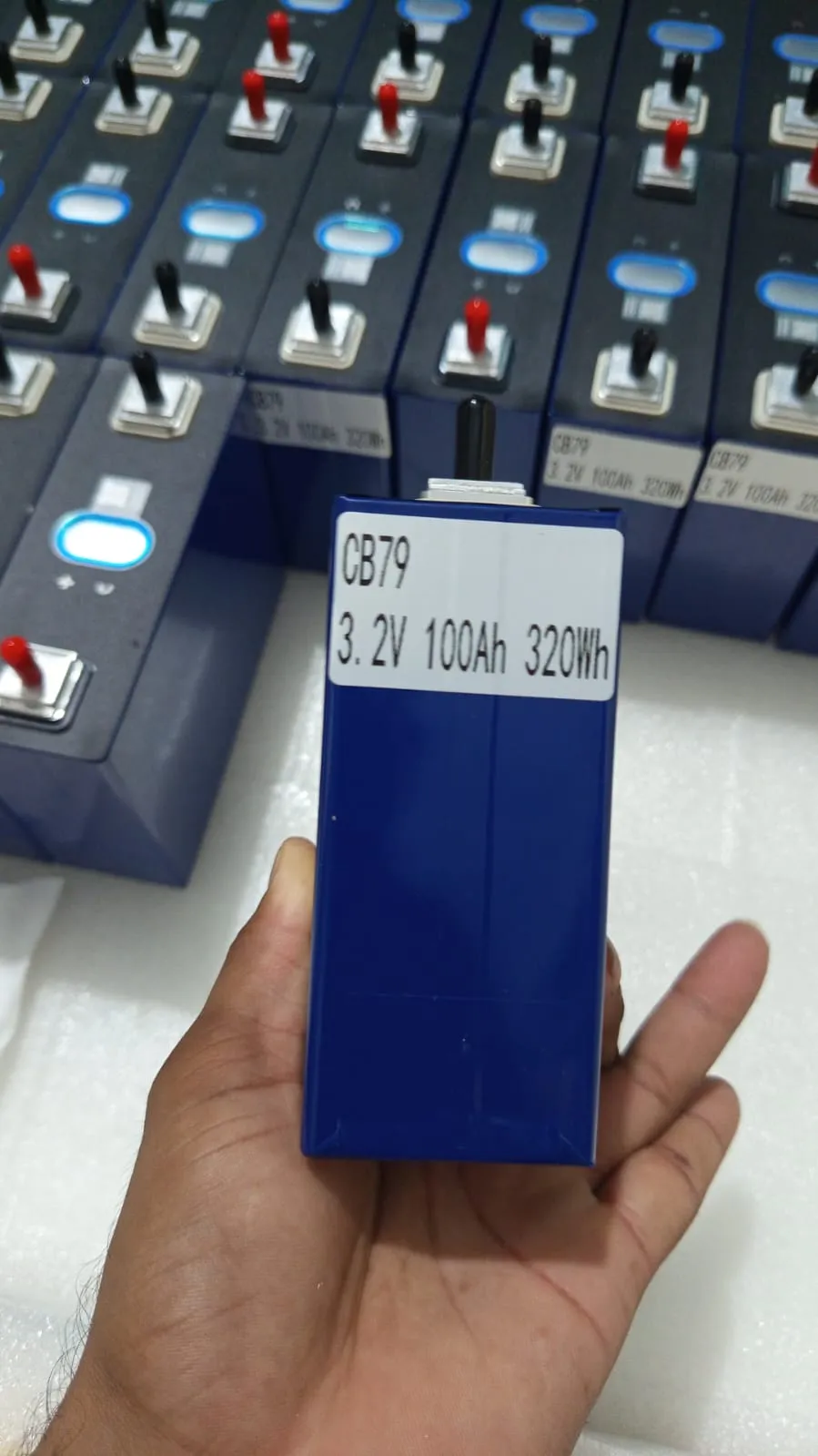 REPT 3.2V 104Ah A-Grade LiFePO4 Cell | 6000 Cycles | 0.28mΩ IR | 3C Continuous Discharge - View 3